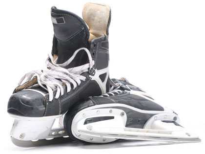 /12Ideas_Ice_Skating_Party_1120_858618018.jpg
