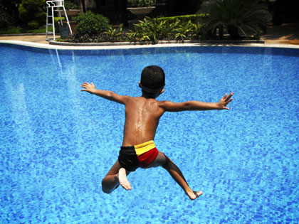 /12Ideas_Swim_0723_269999012.jpg