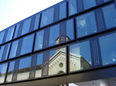 11LargeChurch_400_876992822.jpg