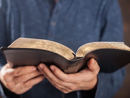17-Feature-Pastor,-Please-Preach-on-This-Old-Size-0731