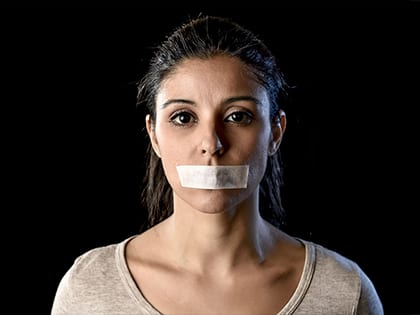 18_0306_LEADERSHIP_When Women Remain Silent_OLDSize