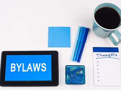 18_0523_LEADERSHIP_Six Common Problems with Church Bylaws_OLDSize