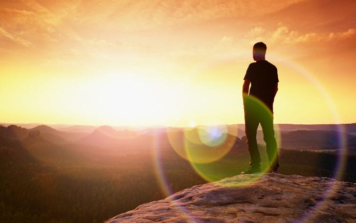 18_1130_DISCIPLESHIP_7 Questions to End Your Day Well2_1021x640