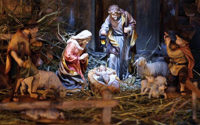 18_1217_CHRISTMAS_10 Suggestions for Telling the Christmas Story_1021x640