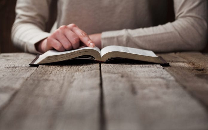 19_0101_DISCIPLESHIP_Routine Bible Reading Can Change Your Life_1021x640