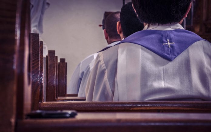 19_0121_RESEARCH_Study Americas Trust in Clergy Is at a Record Low_1021x640
