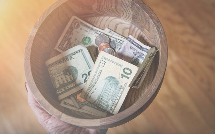 19_0419_LEADERSHIP_10 Reasons Why Some People Dont Tithe_1021x640