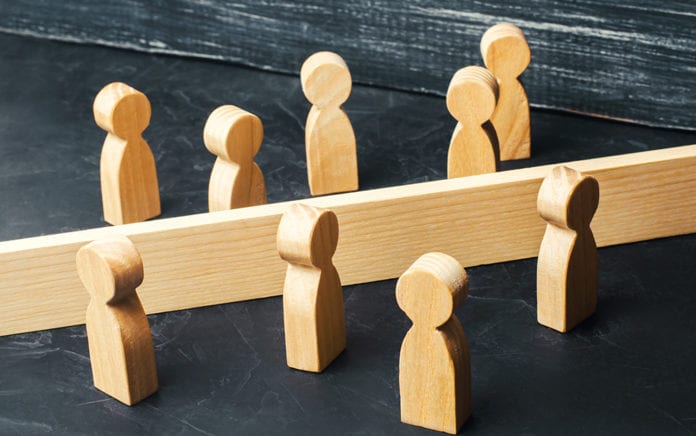 19_0805_LEADERSHIP_Why the Ideal Church Size Debate Is Unhelpful_1021x640