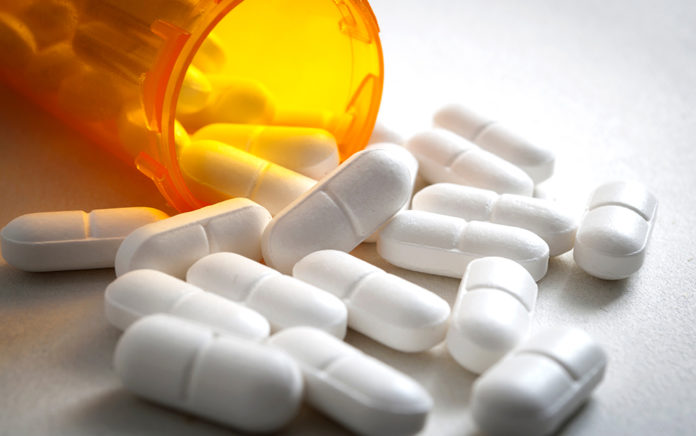 19_1213_RESEARCH AND TRENDS_The Opioid Crisis and the Church_1021x640