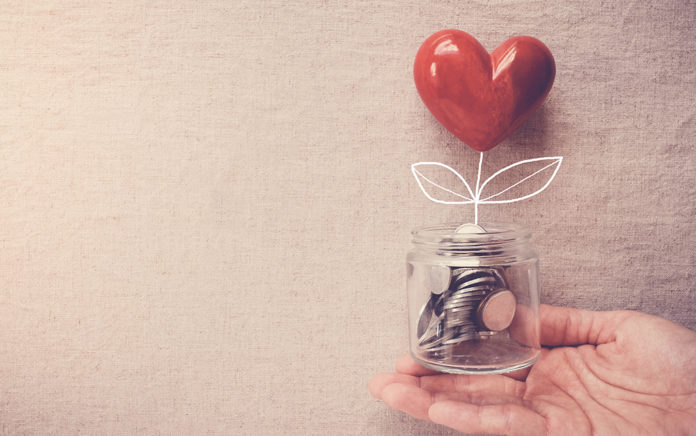 19_1218_DISCIPLESHIP_3 Truths About Effusive Generosity_1021x640