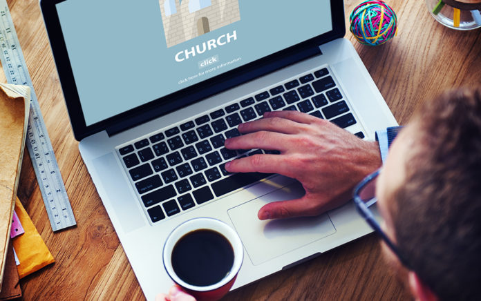 20_0723_RESEARCHANDTRENDS_Digital-Savvy Churches See Consistent Giving During Pandemic_1021x640