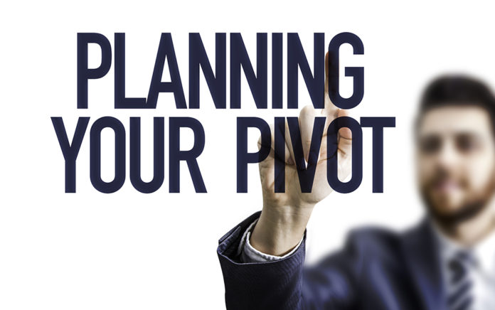 20_0729_LEADERSHIP_Pivot Your Connection_1021x640