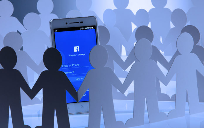 20_0730_TECHNOLOGY_6 Ways to Grow a Thriving Facebook Group_1021x640