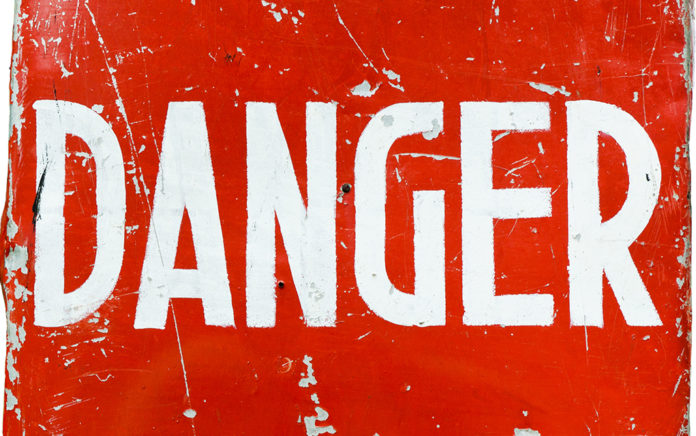 20_0818_LEADERSHIP_7 Warnings for People in Leadership_1021x640