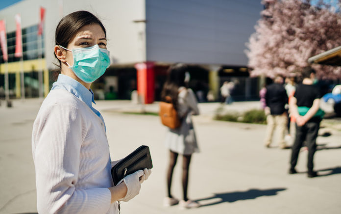 20_0901_RESEARCHANDTRENDS_Americans Oppose Religious Exemptions From Coronavirus-Related Restrictions_1021x640