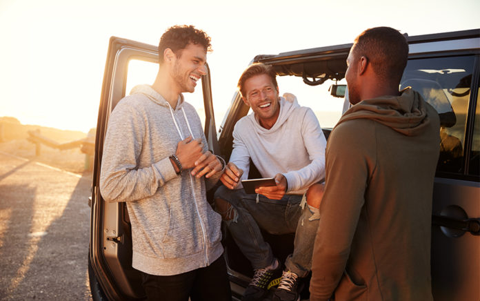 20_0930_EVANGELISM_7 Reasons We Can’t Give Up on Our Nonbelieving Friends_1021x640