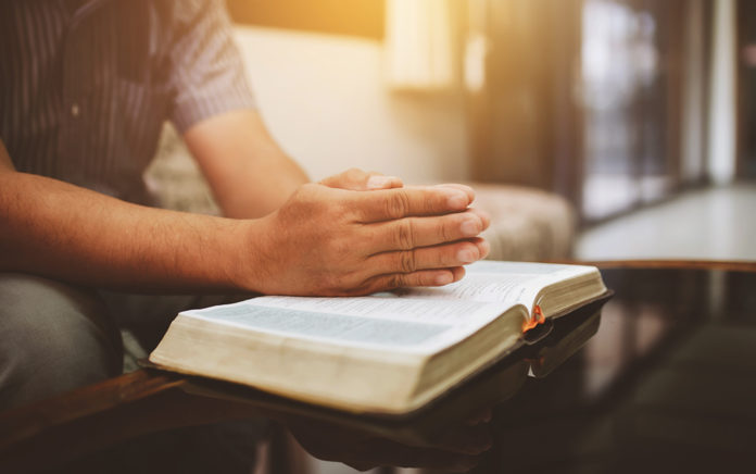 20_1006_PREACHING_What Expository Preaching Is and What Its Not_1021x640