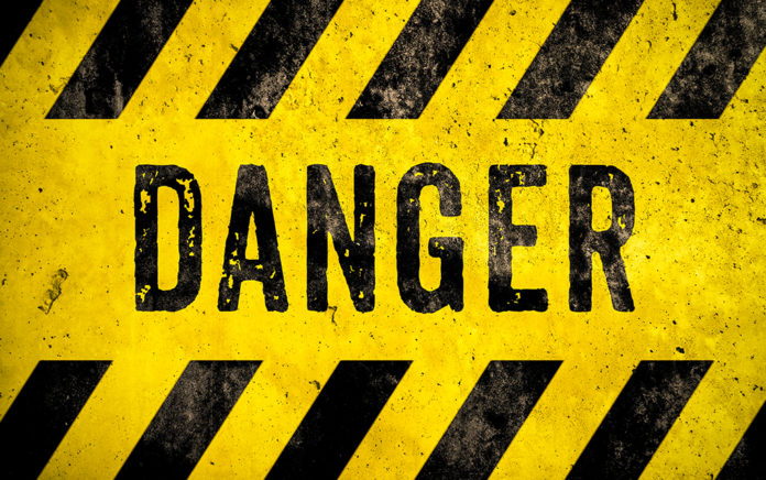 21_0215_LEADERSHIP_7 Dangerous Leadership Practices_1021x640