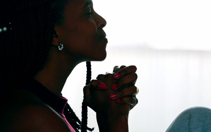 21_0809_DISCIPLESHIP_5 Reasons Prayer Can Be Challenging_1021x640 prayer is difficult