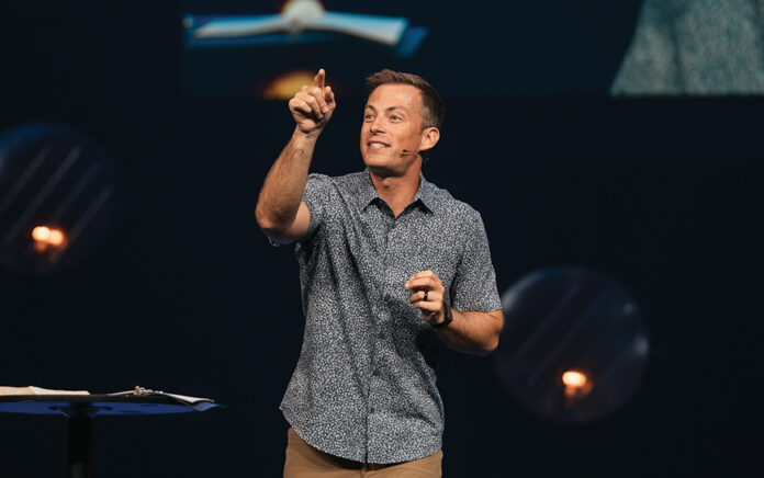 21_1015_INTERVIEW_Josh Howerton A Hurricane of Grace—Part 2_1021x640 josh howerton