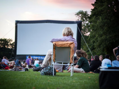 /13Ideas_Outdoor_Movie_Night_0711_488730173.jpeg
