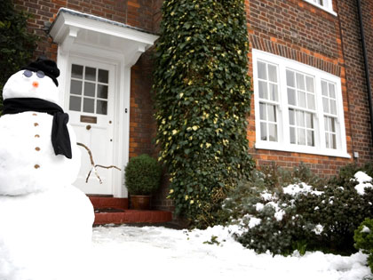 /14Ideas_Provide_Snow_Day_Child_Care_02015_229857755.jpg